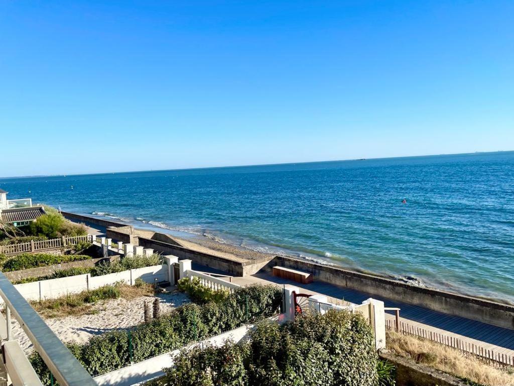 Large Studio Direct Access To The Beach Pornichet Extérieur photo