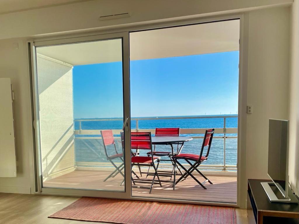 Large Studio Direct Access To The Beach Pornichet Extérieur photo