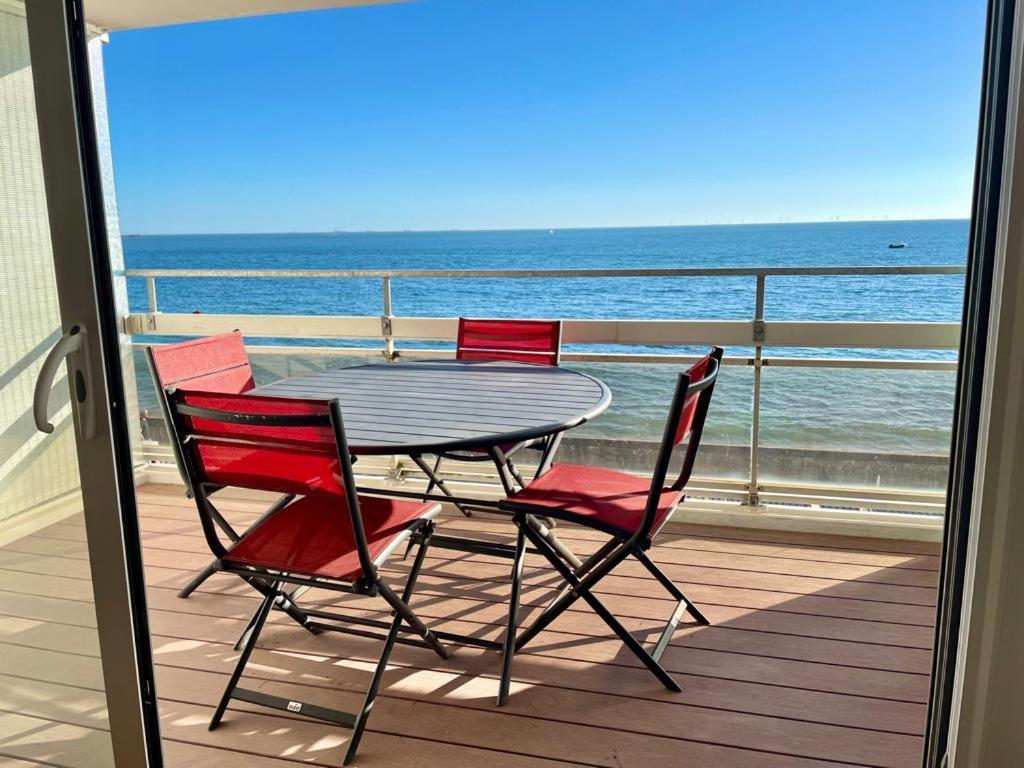 Large Studio Direct Access To The Beach Pornichet Extérieur photo